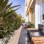 At Quartello Poetto Private Patio Park And Parking Quartu SantʼElena